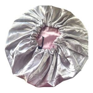 Luxury Satin Reversible Bonnet – Silver & Pink